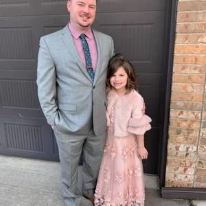 Meet your Posher, Dustin